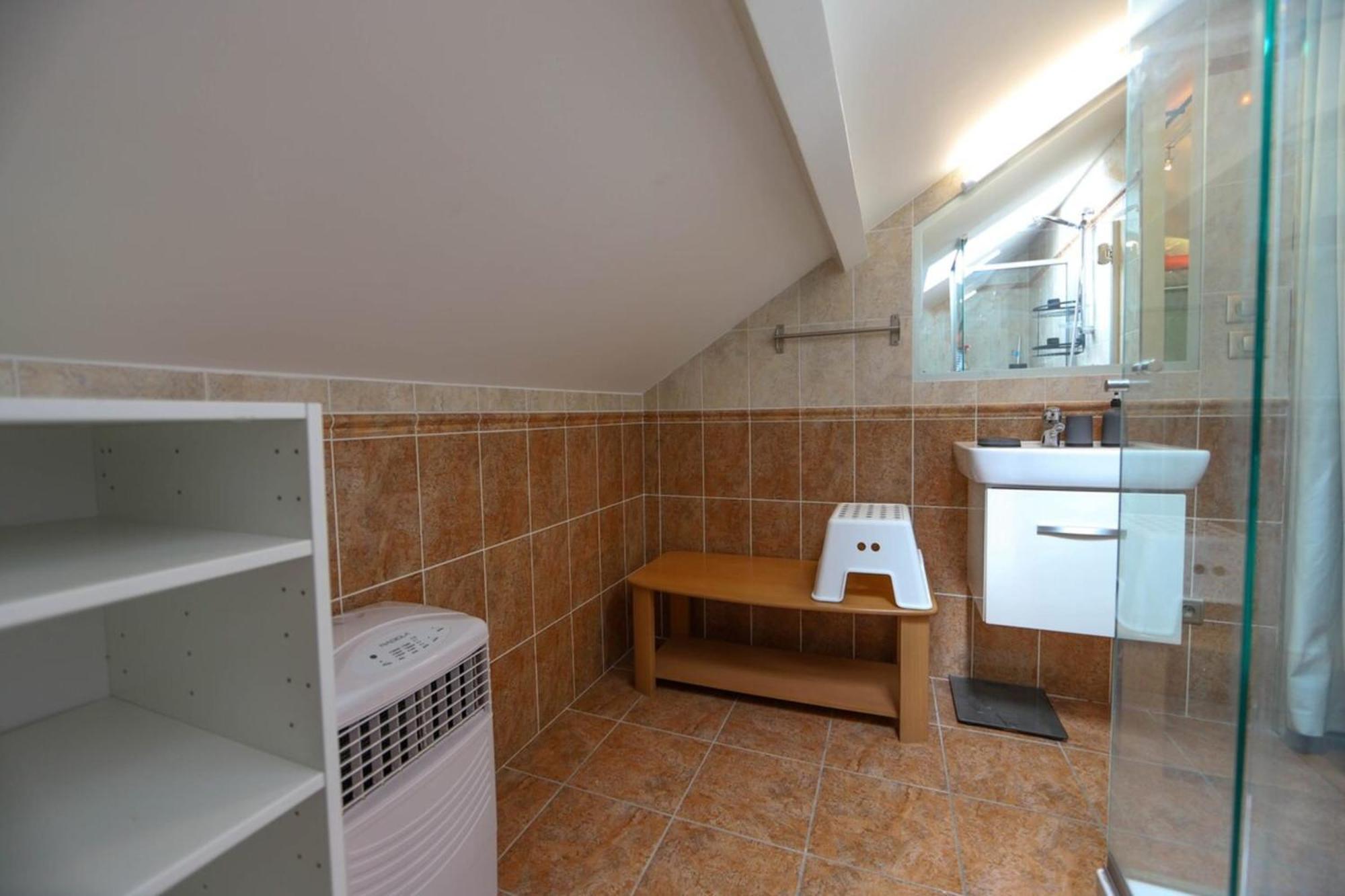 Chez Maminou - 8 Couchages Parking Proche Centre Apartment Annecy Exterior photo